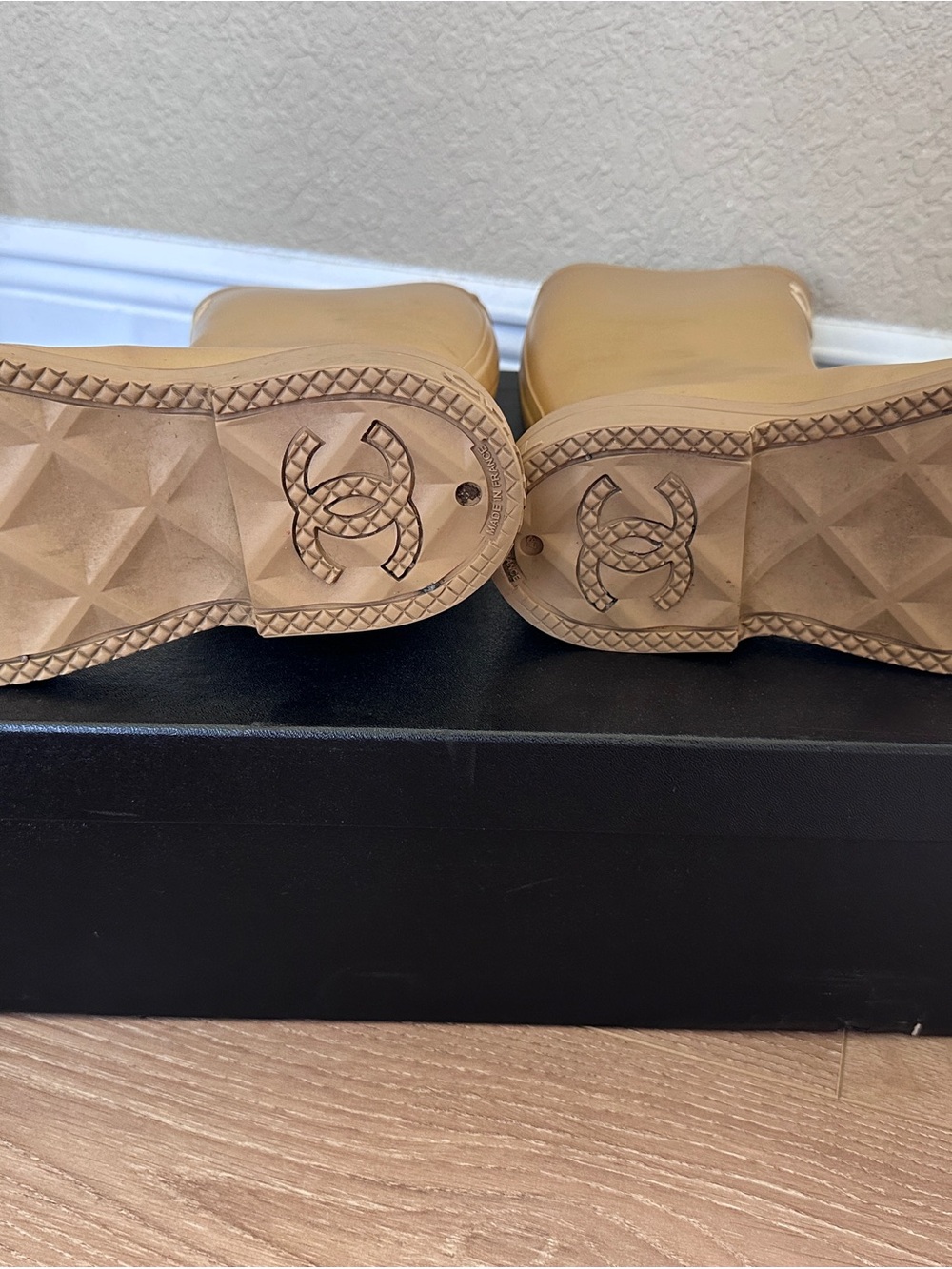 CHANEL Tan Boots with Cream CC Logo - Picture 13 of 16